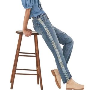 Anthropologie PILCRO Boyfriend Crop Relaxed Jeans Distressed Patchwork Stripe